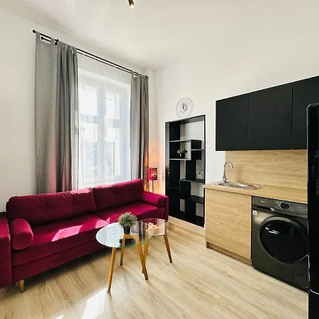 Studio - Majkowskiego *