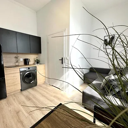 Studio - Majkowskiego *