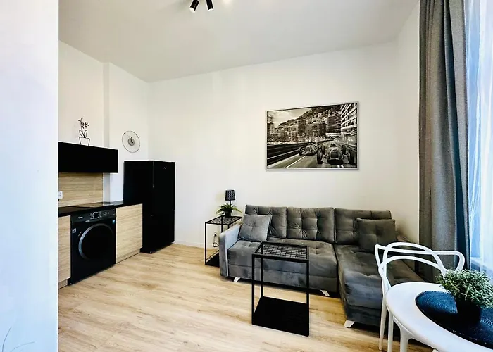 Studio Oliwa Station *