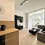 Studio Oliwa Station Apartment Danzig