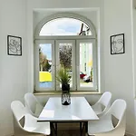 Studio Oliwa Station Apartment Danzig
